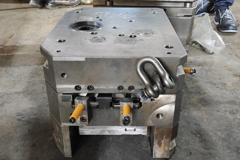 DIE CASTING DIES